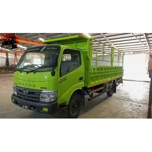??Karoseri dump truck